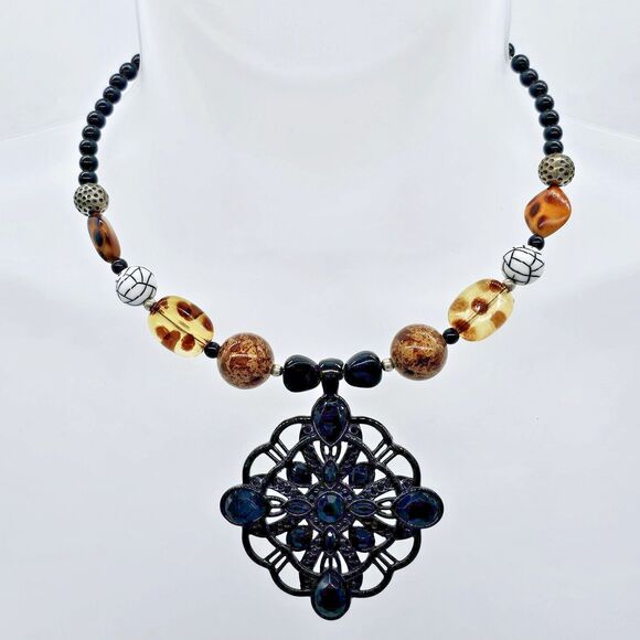 Tropical Boho Necklace Choker Lia Sophia Pendant Jeweled Medallion Adjustable - Picture 4 of 10